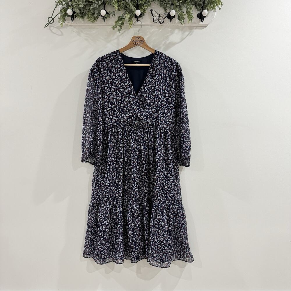Madewell Floral Cottage Core V Neck Midi Length Dress Blue Small I 110